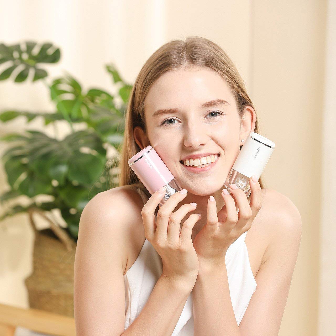 Ultrasonic Contact Lens Cleaner